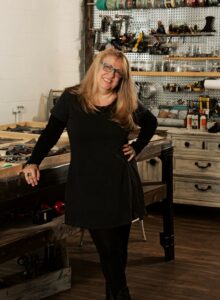 Photograph of artist Roxane Mayeur in her studio